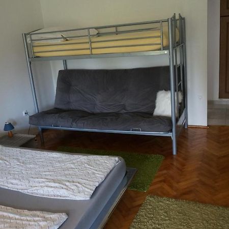 Apartman Luca Ньїредьгаза Екстер'єр фото