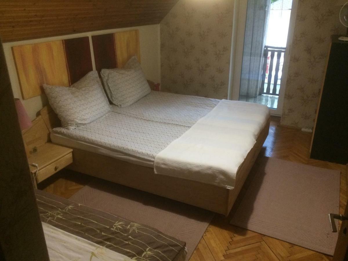 Apartman Luca Ньїредьгаза Екстер'єр фото