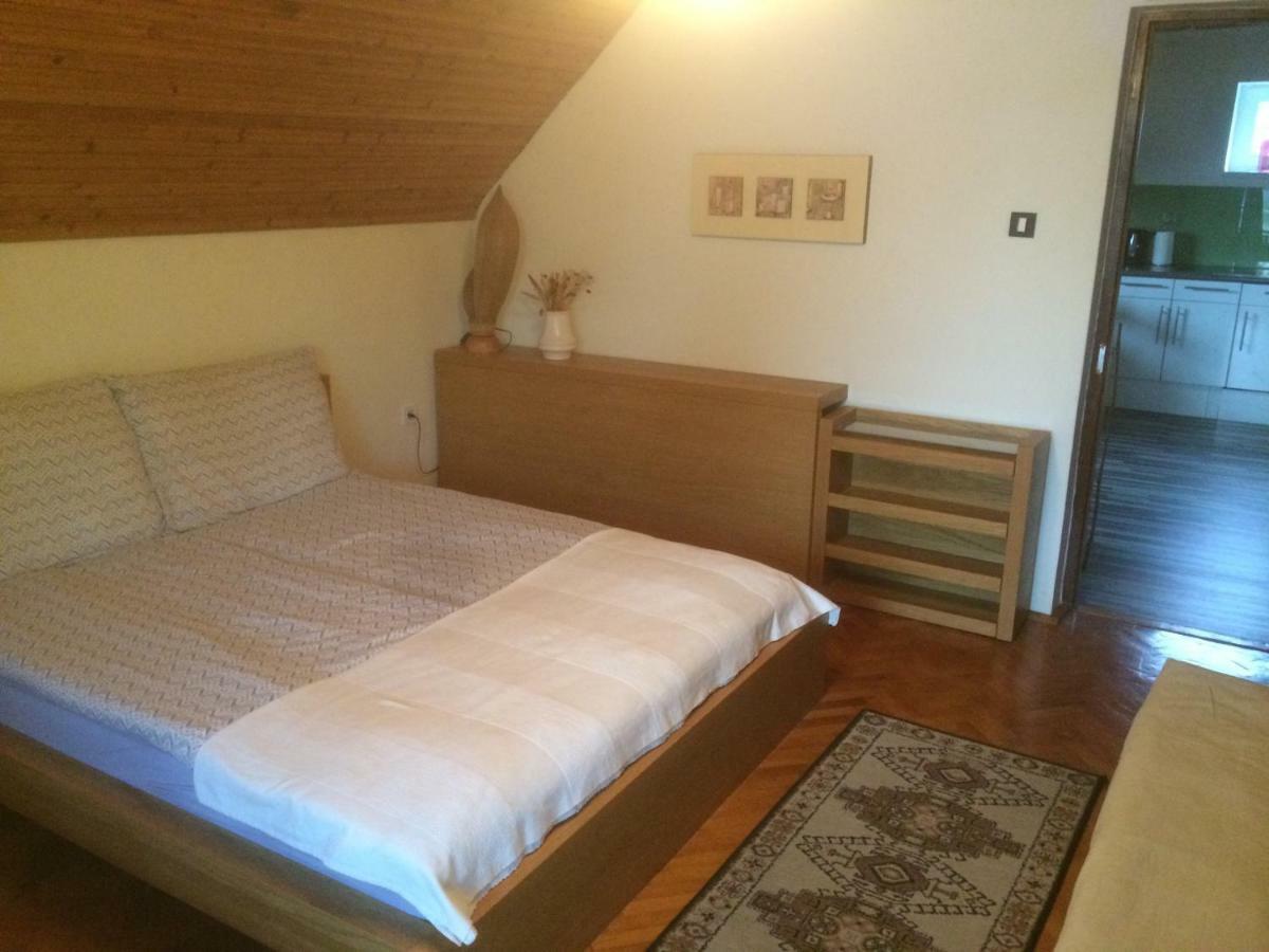 Apartman Luca Ньїредьгаза Екстер'єр фото